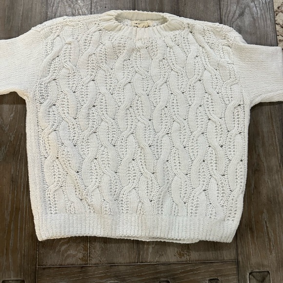 Lovecrazy Sweater - Picture 4 of 6